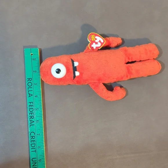 2011 Ty Beanie Babies Yo Gabba Gabba Muno Plush Red Cyclops  Hang And Tush Tags - Picture 10 of 10